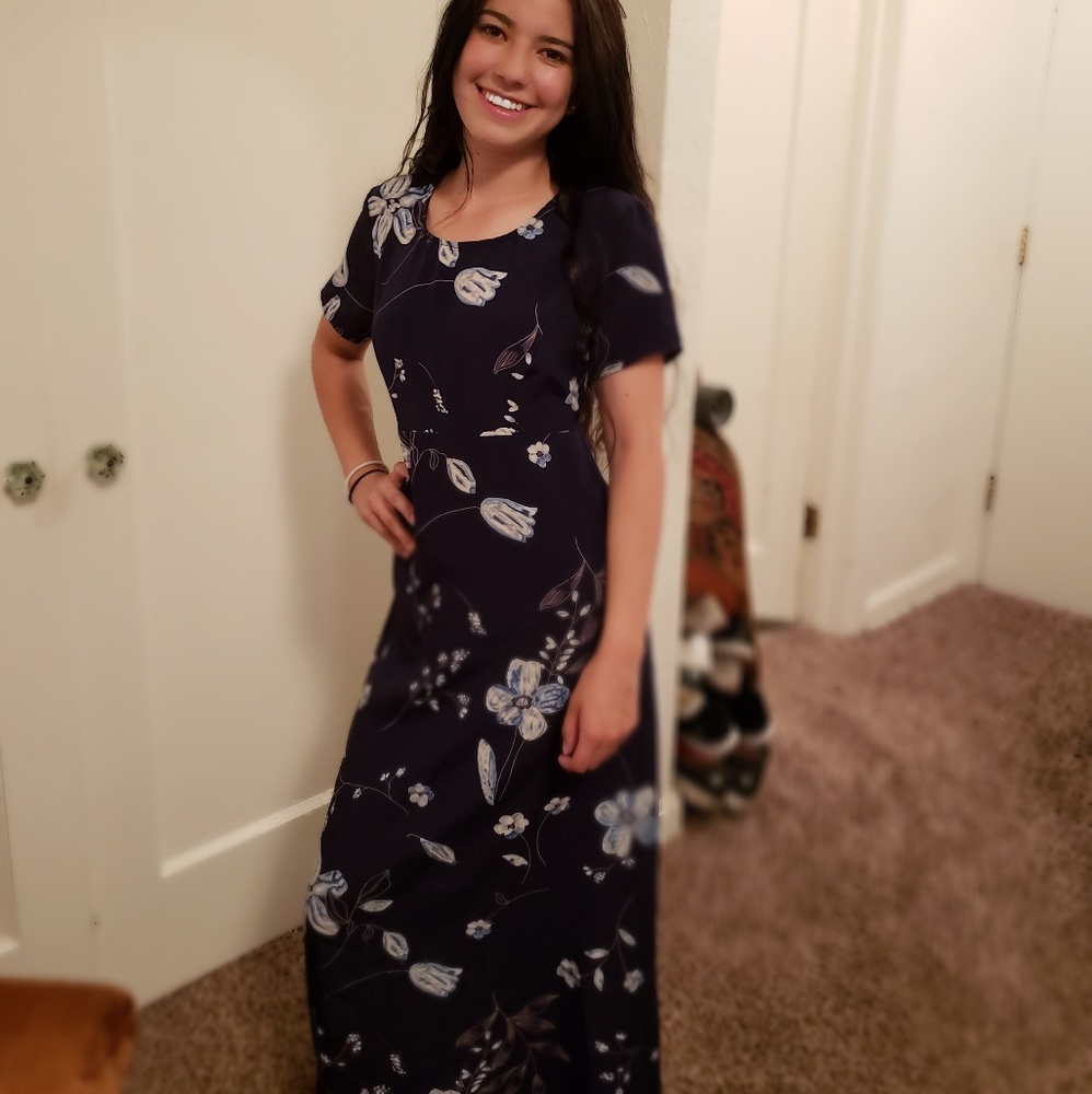 Floral blue dress